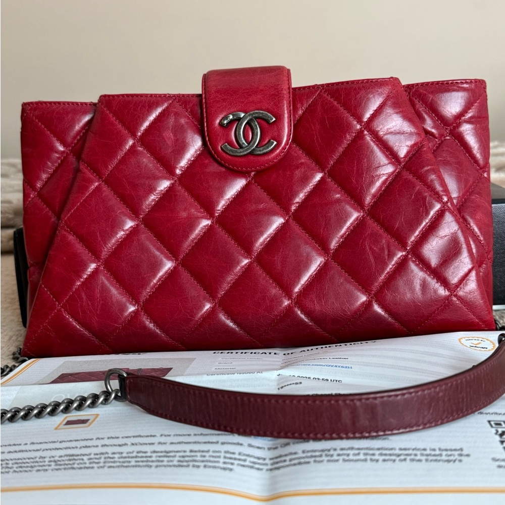 Chanel Red Quilted crinkled calfskin crossbody/Clutch with Ruthenium hardware